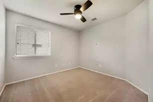 102 Anderson St, Hutto, TX 78634 - Photo 21