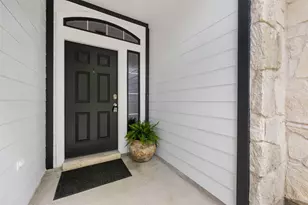 102 Anderson St, Hutto, TX 78634 - Photo 3