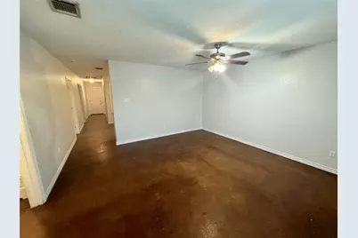 709 San Saba Street #A, Lockhart, TX 78644 - Photo 5