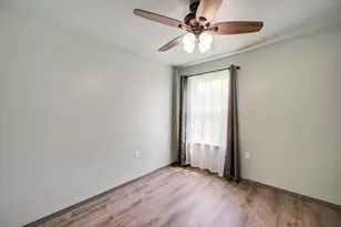 421 Holiday Creek Ln, Georgetown, TX 78633 - Photo 17