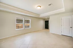 421 Holiday Creek Ln, Georgetown, TX 78633 - Photo 3