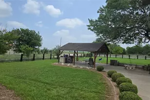 9212 Thaxton Rd, Austin, TX 78747 - Photo 5