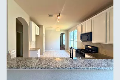 3304 Winding Shore Lane, Pflugerville, TX 78660 - Photo 9