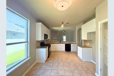3304 Winding Shore Lane, Pflugerville, TX 78660 - Photo 7