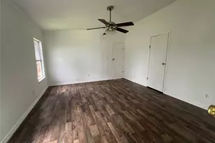 330 Grandview Dr, San Marcos, TX 78666 - Photo 13