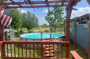 330 Grandview Dr, San Marcos, TX 78666 - Photo 17
