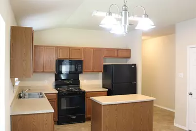 2855 Shadowpoint Cove, Round Rock, TX 78665 - Photo 5