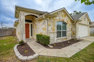 106 Double Barrel Ct, Bastrop, TX 78602 - Photo 27