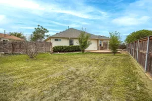 106 Double Barrel Ct, Bastrop, TX 78602 - Photo 19