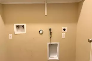 1921 McQueeny Cv, Round Rock, TX 78664 - Photo 17