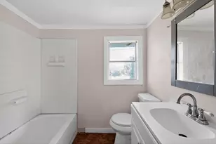 706 W 5th St, Hearne, TX 77859 - Photo 7