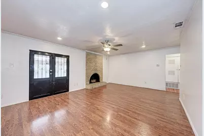 1307 Meadgreen Drive, Austin, TX 78758 - Photo 9