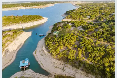 18504 Marshalls Harbor Cove, Jonestown, TX 78645 - Photo 7