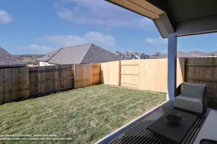 186 Blackborrow Dr, Kyle, TX 78640 - Photo 5