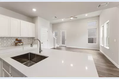 8509 Escovedo Drive #410, Austin, TX 78744 - Photo 17