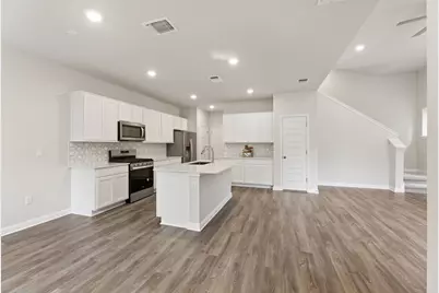 8509 Escovedo Drive #410, Austin, TX 78744 - Photo 9