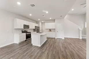 8509 Escovedo Dr, Austin, TX 78744 - Photo 9