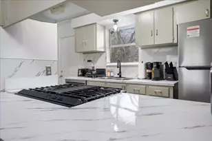 3007 Burning Oak Dr, Austin, TX 78704 - Photo 23