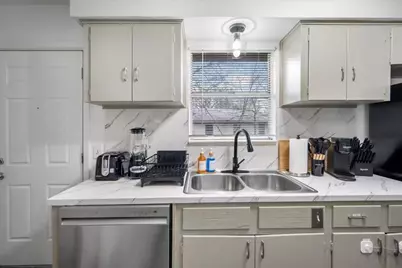 3007 Burning Oak Drive, Austin, TX 78704 - Photo 27