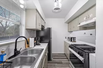 3007 Burning Oak Drive, Austin, TX 78704 - Photo 25