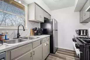 3007 Burning Oak Dr, Austin, TX 78704 - Photo 7