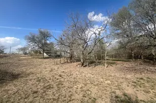 128 Arrowhead Ct, Bastrop, TX 78602 - Photo 29