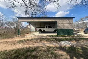 128 Arrowhead Ct, Bastrop, TX 78602 - Photo 25