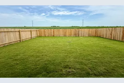 106 Camargue Dr, Hutto, TX 78634 - Photo 21