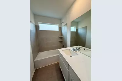 106 Camargue Dr, Hutto, TX 78634 - Photo 11