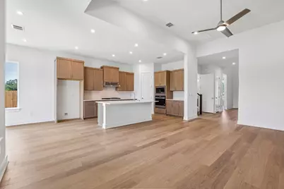 206 San Saba Drive, Buda, TX 78610 - Photo 7