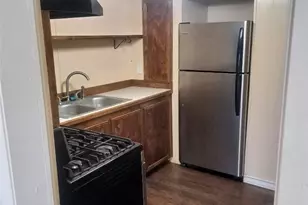 397 Lacy Dr, Elgin, TX 78621 - Photo 3