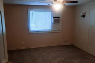 397 Lacy Dr, Elgin, TX 78621 - Photo 17