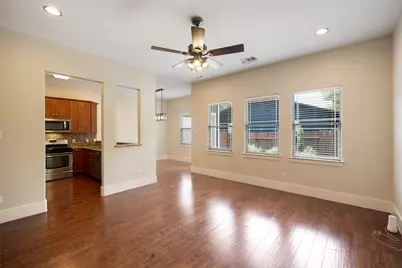 1007 Taulbee Lane #E, Austin, TX 78757 - Photo 3