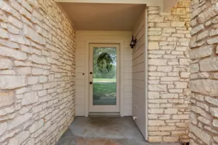 1102 Dunman Dr, Georgetown, TX 78628 - Photo 3