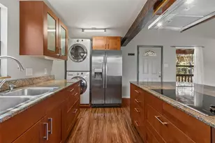 4301 Stearn's Ln, Austin, TX 78735 - Photo 15