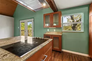 4301 Stearn's Ln, Austin, TX 78735 - Photo 19