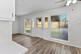 10807 Lambert Cir, Austin, TX 78758 - Photo 23