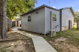 6200 Shadow Bend, Austin, TX 78745 - Photo 25