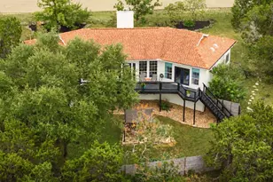 21900 Moulin Dr, Spicewood, TX 78669 - Photo 9