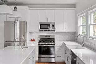1629 W 12th St, Austin, TX 78703 - Photo 9