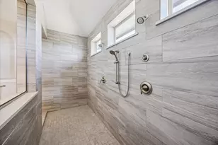 328 Barbaro Dr, Austin, TX 78737 - Photo 25