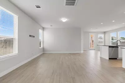 101 Free Stone Drive, Georgetown, TX 78628 - Photo 9