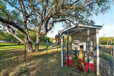 301 Medlin Creek Loop, Dripping Springs, TX 78620 - Photo 35