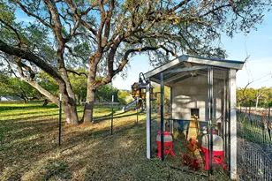 301 Medlin Creek Loop, Dripping Springs, TX 78620 - Photo 35