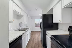 2311 Campden Dr, Austin, TX 78745 - Photo 9