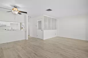 318 W Cotter Ave, Port Aransas, TX 78373 - Photo 31