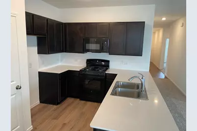 428 Halfmoon Drive, Lockhart, TX 78644 - Photo 7