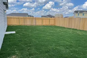 428 Halfmoon Dr, Lockhart, TX 78644 - Photo 15