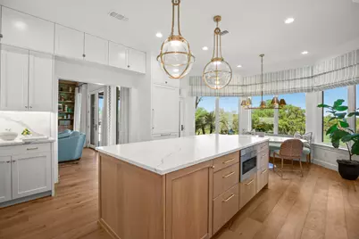 6 Links Court, The Hills, TX 78738 - Photo 11