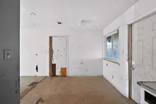 1705 Cherry Meadow Cir, Austin, TX 78745 - Photo 5